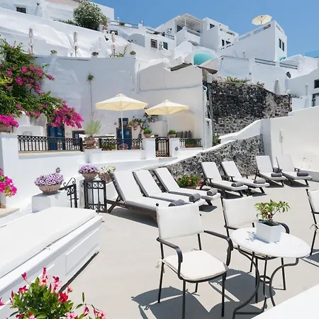 Hotel Lithies Traditional Homes