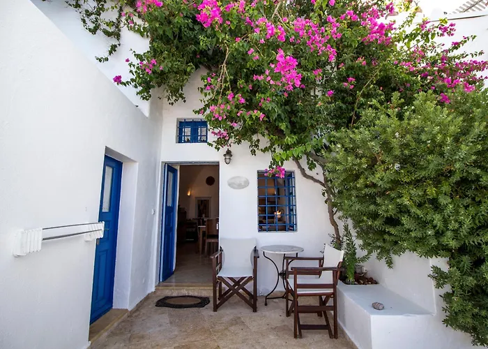 Lithies Traditional Homes Firostefani