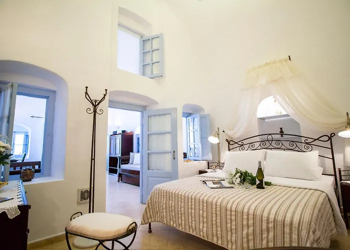 Lithies Traditional Homes