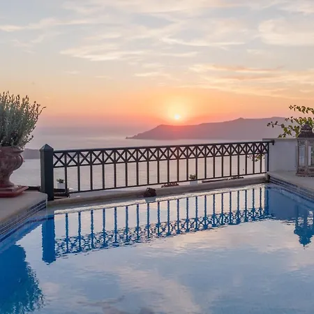 فندق Lithies Traditional Homes 5*