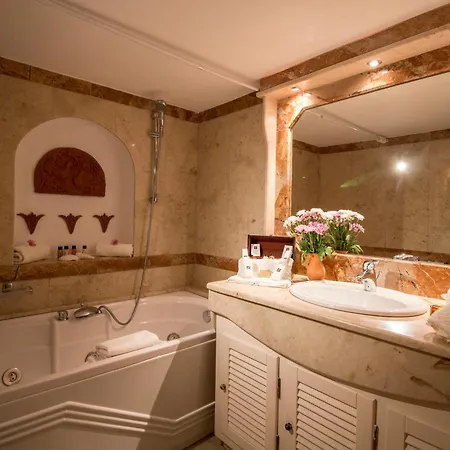 Lithies Traditional Homes ホテル フィロステファニ