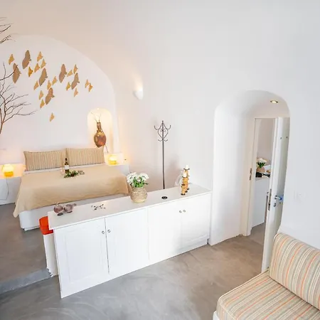 Lithies Traditional Homes פירוסטפני