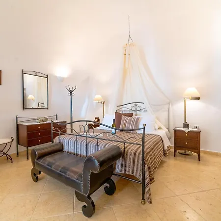 Lithies Traditional Homes 5*