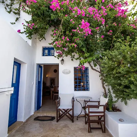 Lithies Traditional Homes פירוסטפני